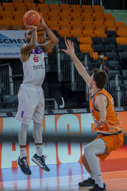 在讨论具体 在讨论具体